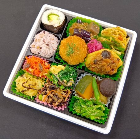 1日分の2/3の野菜が摂れるお弁当